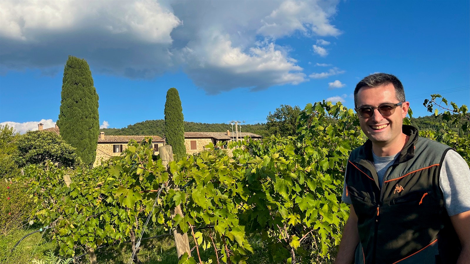 Giacomo Bartolommei in one of Caprili's vineyards
